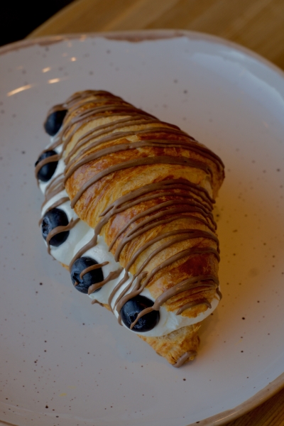 Круассан с крем-чизом Кафе Фавела Обнинск